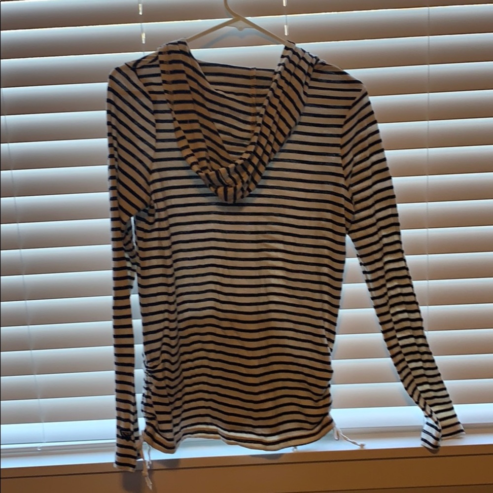 Long Sleeve Roxy Shirt - Picture 4 of 4